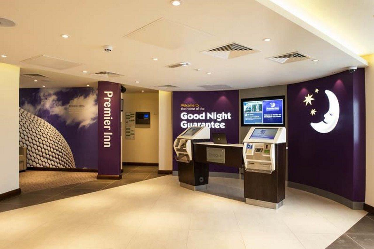Premier Inn Birmingham City Centre - New Street Екстер'єр фото